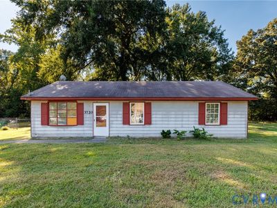 3720 Elsie Dr