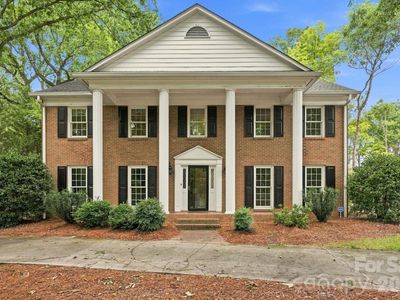 3528 Broadfield Rd