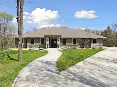 9422 North Raven Court