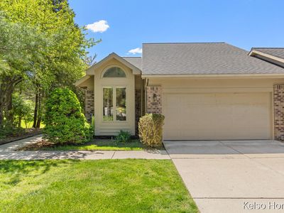 2016 Tall Meadow St NE