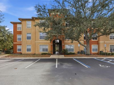 5518 Metrowest Boulevard #11-104