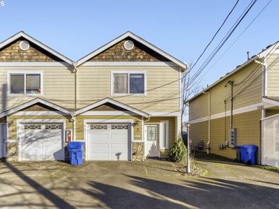 7242 SE Henderson St APT 3