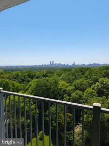 3900 Ford Rd APT 17M