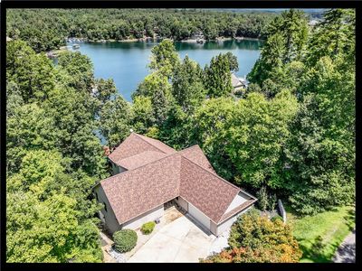 932 Bay Ridge Dr
