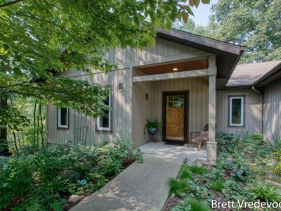 1771 Rogue River Rd NE