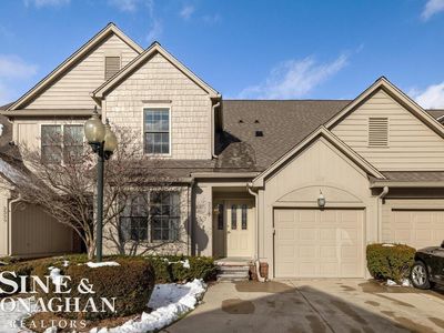 Property at 3327 Nell Rose Ct, Royal Oak, MI