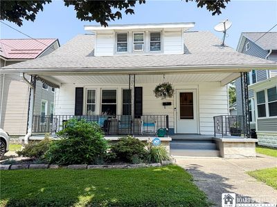 40 E Front St