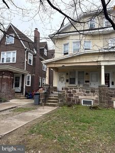 875 Bellevue Ave