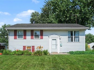 550 Sandy Ln