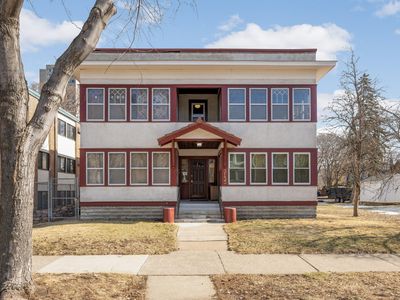 3133 Pleasant Ave