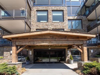 18 Rivers Edge Drive #506