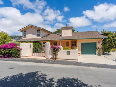 932 Monterey Cir