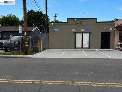 1439 Arcade Blvd