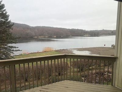 12 Spindle Hill Rd