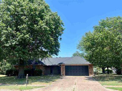 301 Martha Ave