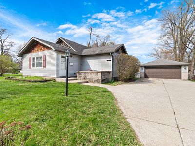 10 NE Circle Dr