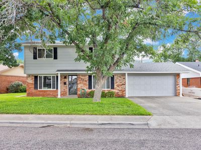 3751 Dumont Dr