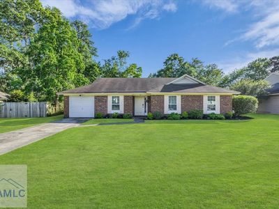40 Whippoorwill Ln E