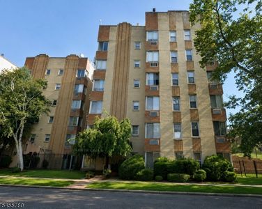 19-31 Lyons Ave #203