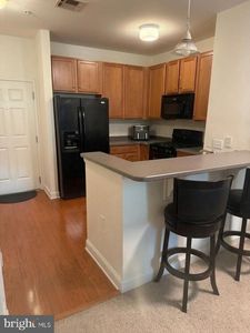 200 W Elm St Suite 1108