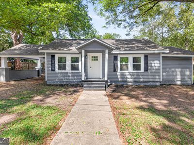 205 Elm St