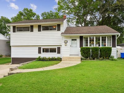 85 W Woodcrest Ave