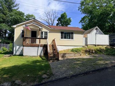 Property at 3 Adams Trl, Hopatcong, NJ
