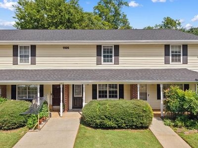 1105 Brookwood Ln