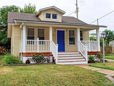 8651 Burton Ave