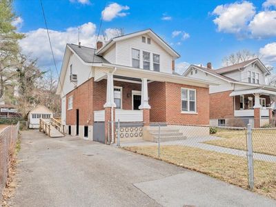 1226 Kerns Ave SW