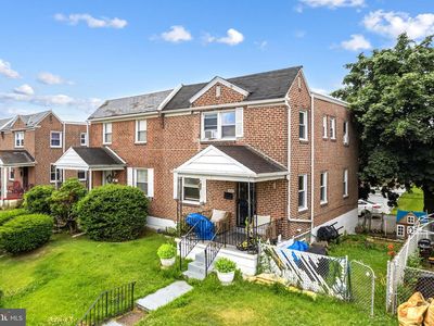 Property at 828 Laurel Rd, Yeadon, PA
