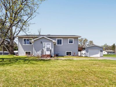 Property at 515 Columbus Ave, Cohasset, MN
