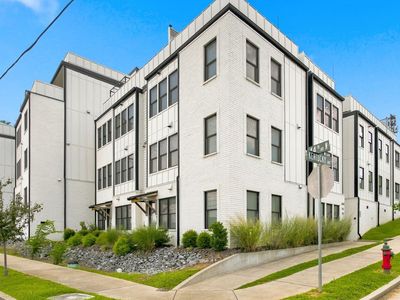 4405 Kentucky Ave #202