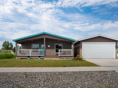 607 Meadow Cir