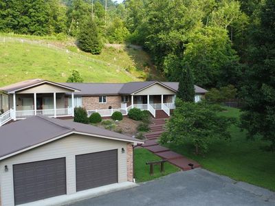 57 Montrose Dr