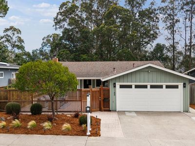 1184 Crespi Dr