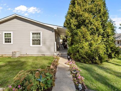 1605 N Locke St