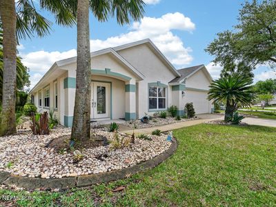1444 SUNNINGDALE Lane