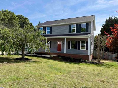 3 Lillians Ln