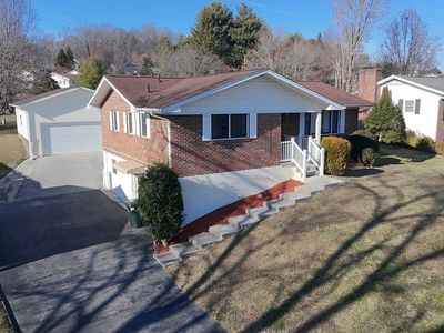 328 Winding Way Rd