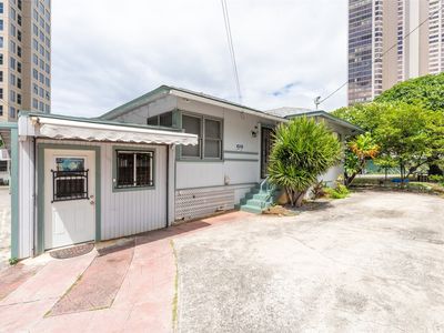 1059 Kinau St