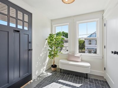 46-48 Keenan St