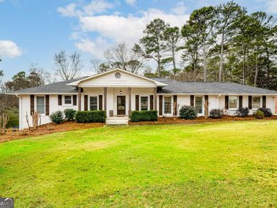 1570 King Arthur Ct SE