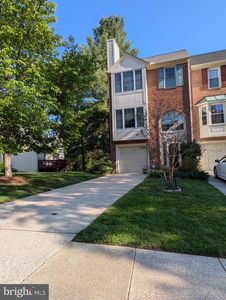 4716 Rams Horn Row