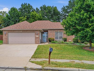 5411 Sandrock Dr