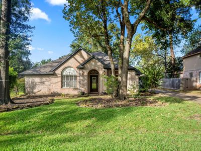 812 Woodland Ln