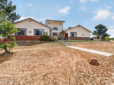 853 N Firesky Ln