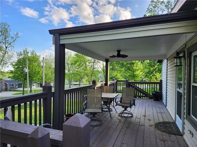 33 Lakeview Ln