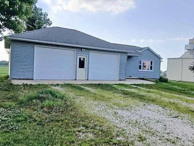 109 N Armstrong Rd