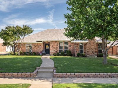 812 Sugarberry Dr